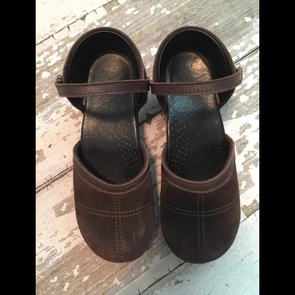 Dansko suede dark brown 40